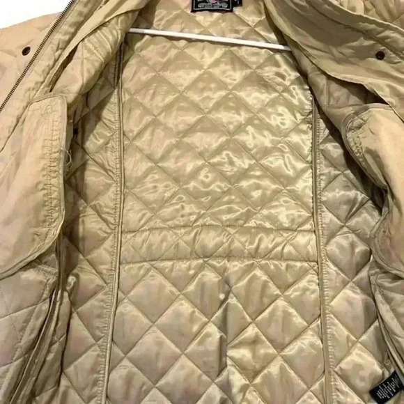 American Living Quilted Leather Detailing corduroy, neckline, Zip Jacket Size M - Picture 6 of 10